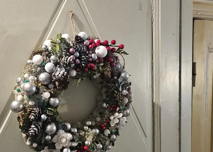 The Fourth Brother 아파트 *